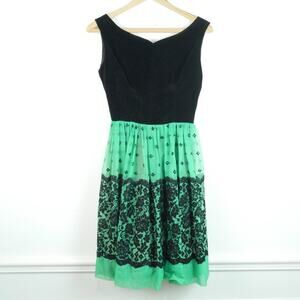 Vintage XS Party Dress 50s 60s Velvet Green Holiday Fit‎ Flare Retro Festive